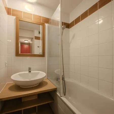Appartamento Montagne Divisible, Parking - 4 Pers. - Fr-1-885-40 La Plagne